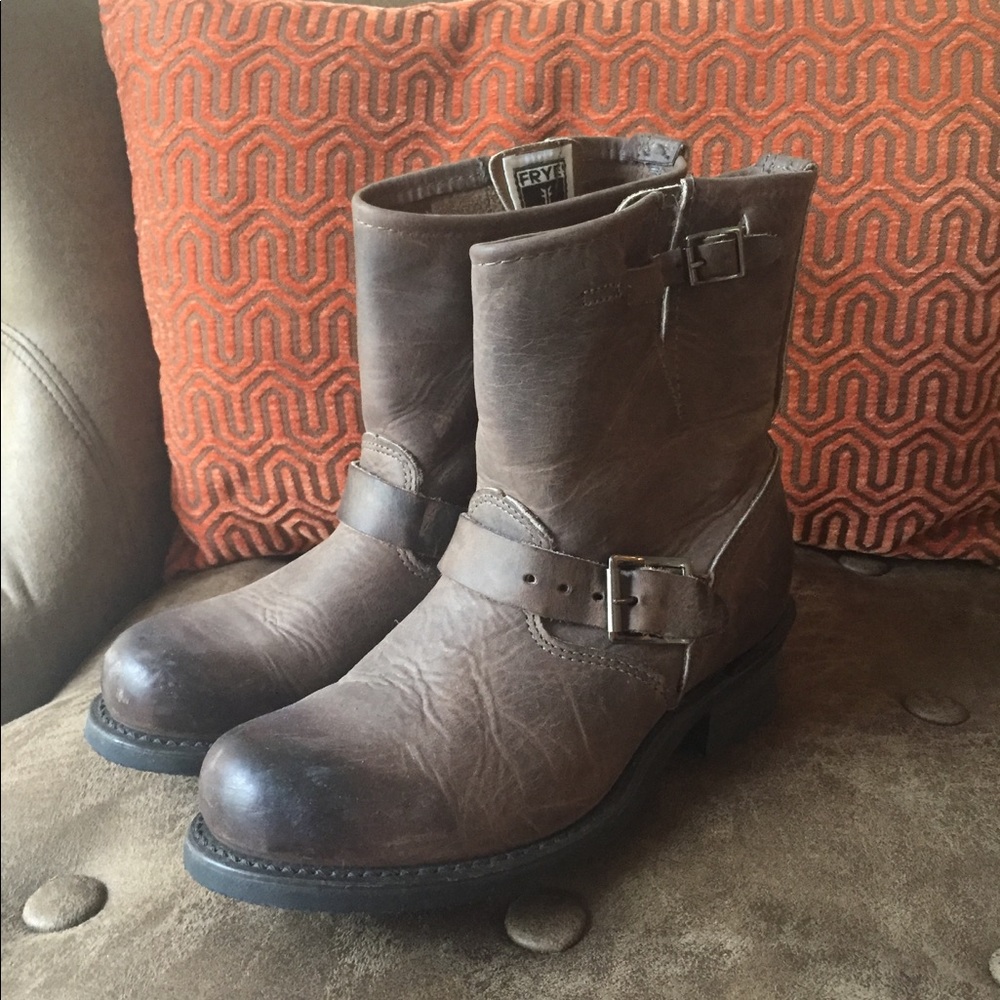 Frye Leather Engineer Boot, Taupe, Mid-calf, Sz 8